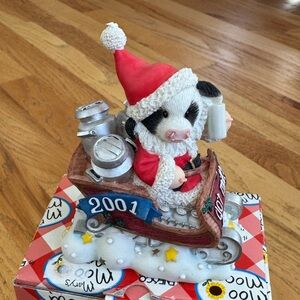Enesco Mary's Moo Moos 2001 Limited Edition "Got Milk" Figurine